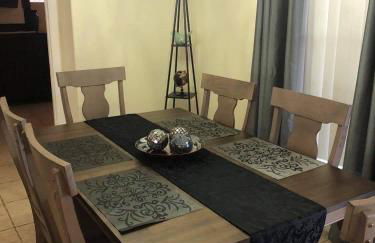 Robin's Nest - Photo 2