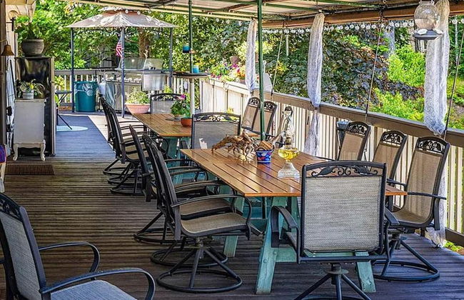 Lakehouse w Private Beach Bar Lg Deck Dock - Photo 11