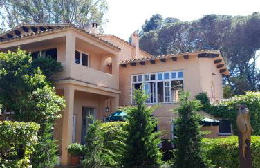 Casa única con jardín a 45 metros de la playa. BE - Foto 1