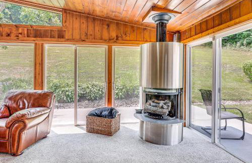 Spacious Ohio Family Home on 5-Acre Property! - Foto 6