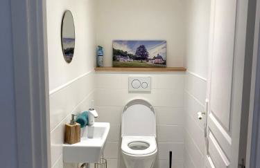 Le Pressoir du Château de Neuville - Piscine chauffée - Jeux - Forêt - Foto 56