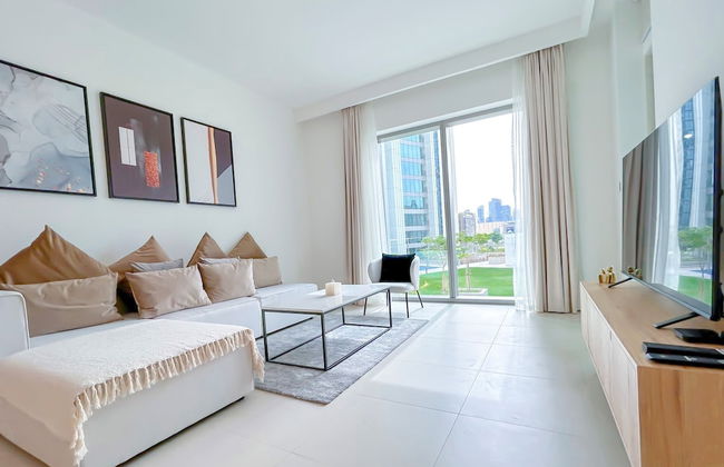 Luxury 2B in Downtown Views Balcony and Burj View - Photo 9