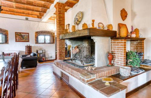 Timeless 19th-Century Villa with Private Pool Oasis - Photo 10