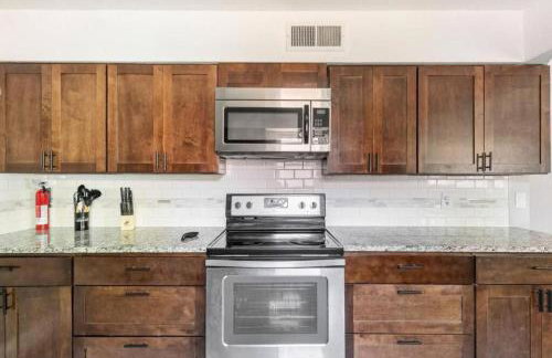 4 Bed 3 Bath House, Spacious, Smart TVs in all rooms, Whole house to yourself - Foto 15