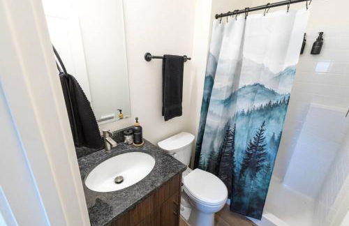 NEW! Boise BaseCamp -Fire Pit -E-Bikes -Greenbelt - Foto 26