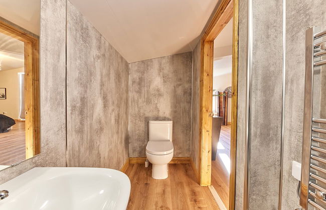 Host Stay The Gathering - Photo 18