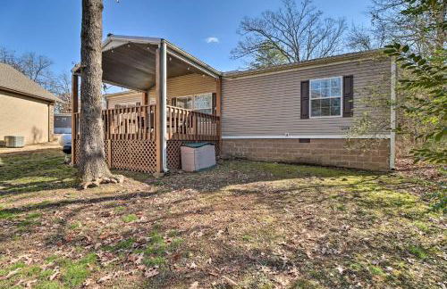 Lakefront Greers Ferry Cabin with Covered Boat Slip! - Foto 27