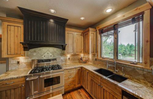 Bear Discovery Custom Tamarack Estate Home by Casago McCall - Donerightmanagement - Foto 62