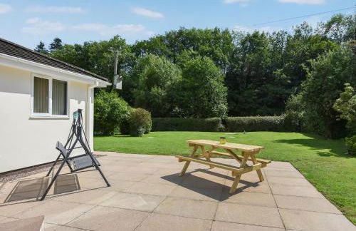 The Bungalow - Photo 25