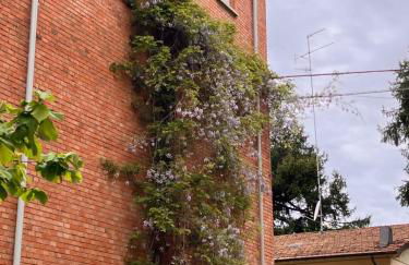 ROSSENA HOME tranquillo appartamento, con giardino, vicino al centro ed all'Ospedale Santa Maria Nuova SMN - Foto 49