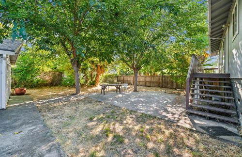 Lakeside Retreat with Private Boat Ramp home - Foto 24