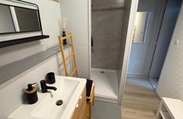 La Maison du bonheur - Gîte PIPA - Corancy - Foto 3