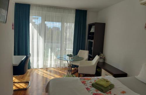 Apartman Zelena Oaza-SelfCheckIns parking free - Photo 3