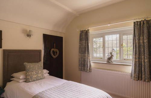 Half Way House, Clappersgate, sleeps 8 - Foto 20