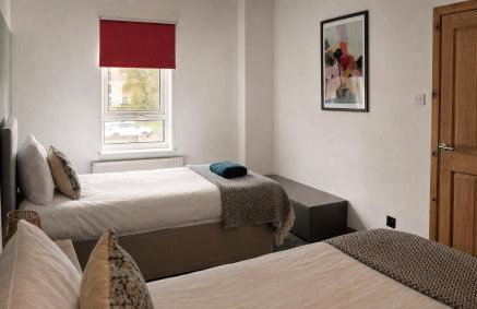 2BR House Free Parking Easy City Access - Foto 9