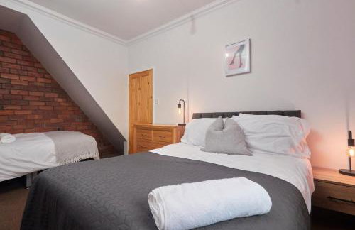 Spacious Bradford House with 4 bedrooms & 6 Beds by PureStay with Parking for 7 nights min! - Foto 23