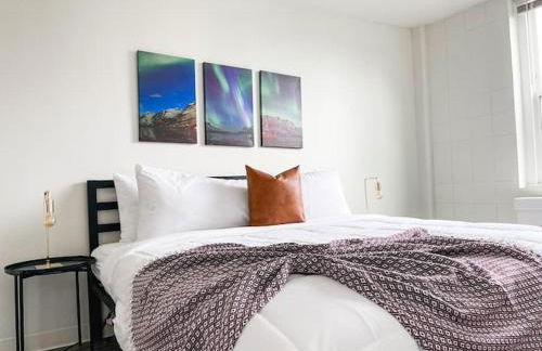 Sleepover Downtown Cincinnati 1BD 1BA Apartments - Photo 48