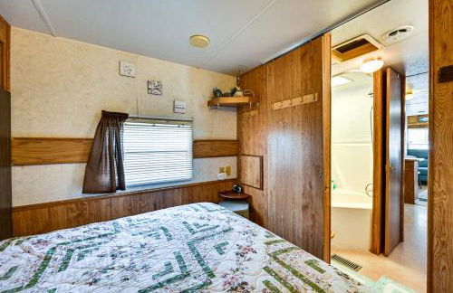 Yuma Getaway with Pool Access, 5 Mi to Lutes Casino! - Foto 16