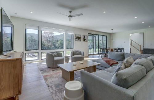 Contemporary Mountain Holiday Home with Hot Tub - Foto 33