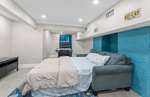 15min to Lincoln Ecuador vs Ivory Coast, Sleeps 12 - Foto 37