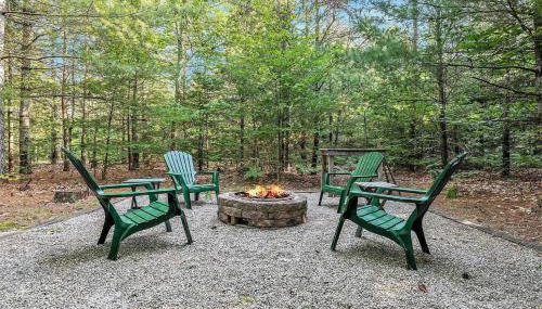 Majestic Escapes Hot Tub Firepit Deck Large Yard - Foto 4