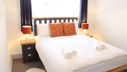 Stunning 3 bedroom apartment in Harlow, Essex - Foto 2, towels