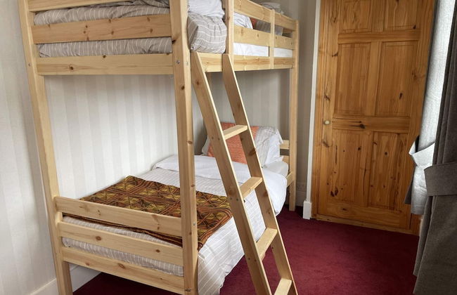 Large Family Getaways Metres From the Beach - Foto 24