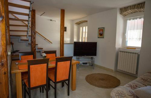 Olive Tree Apartments - Photo 27