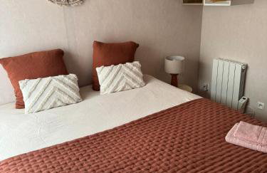 Les meublés de Louis-Marie, 2 appartements indépendants pour 4 personnes, 8 personnes au total, proche du Puy du Fou - Foto 16