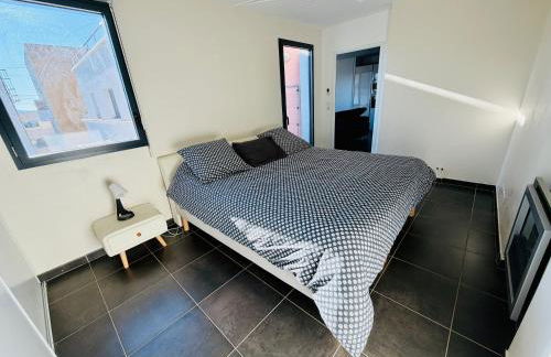 T2 récent 45m2, Parking inclus, Clim - Foto 3