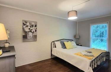 Refreshed!! Private 4BRMs 2 Bath - 2 King Beds!! - Foto 21