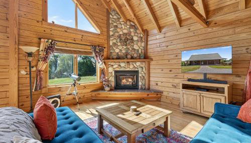 Mountain Escape on 6 acres w Hot Tub & Privacy - Foto 2