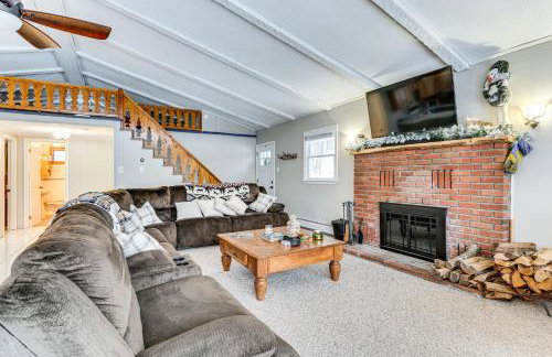 Hot Tub and Game Room Morgan Family Getaway - Foto 6