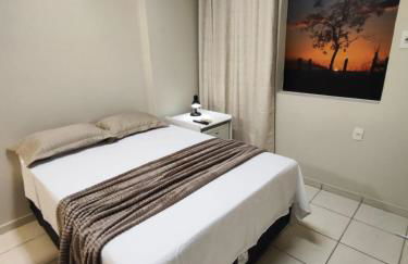 Loft 220 Ar Cond Wi-fi com Box TV filmes e séries - Foto 3