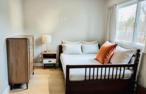 Stay in Style Hollywood Residences with Free Parking - Foto 40