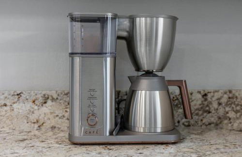 Spacious 5-bedroom villa in welcoming Burleson with WiFi, AC - Foto 28