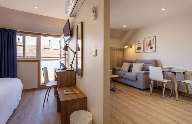 Vigo Bay Apartments by Olala Homes - Photo 33