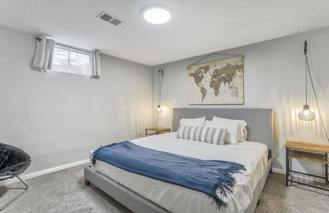 5BD Dog Friendly Family Getaway Near Downtown! - Photo 12