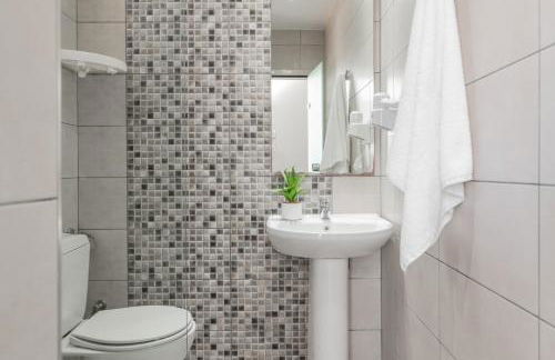 Rivulet Apartments - Photo 17