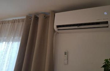 Sunny 1-BR apartment with AC and private terrace near the ocean - Foto 8