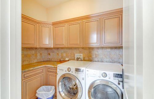 Spacious Luxe Home with Lake Access in Fort Mohave! - Foto 35