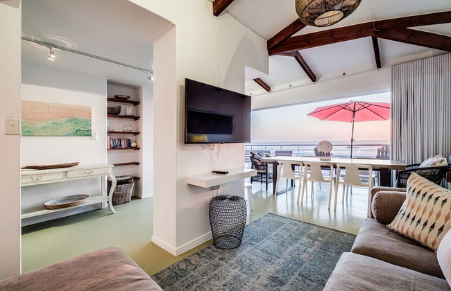 Stylish Holiday Home With Private Pool Ocean Views Jumeirah Blue - Photo 20