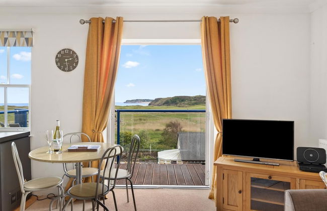 Surf Deck - Lovely Apartment Spectacular Coastal Views Short Walk to Beach - Foto 12