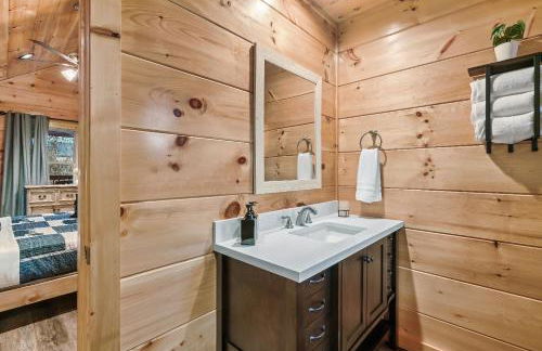 Mountains r Calling, Cozy Hideaway, King Beds, Hot-Tub, Arcade, EV Ready - Foto 43