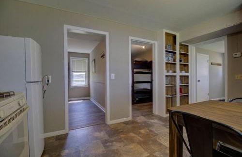 Bass Cabin at Spitzer Lake and Waterfront Views - Foto 9