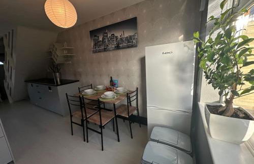 Indulgent Cozy 2 BR Home - Foto 4