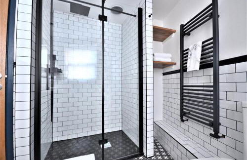 New street Luxury town house in the centre of Holt with free PARKING for one car - Foto 27