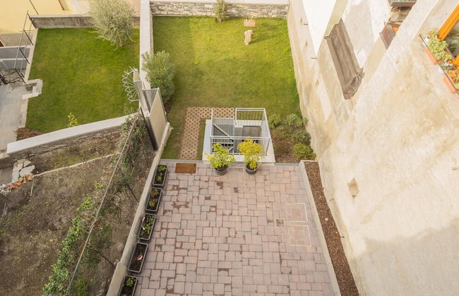 Pozzo Vertical Apartment With Garden and Parking - Foto 13
