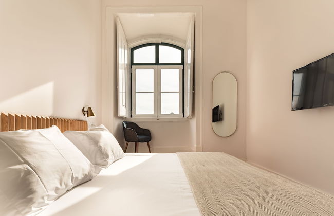 The Visionaire Apartments - Photo 39