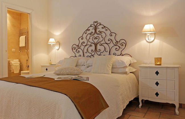 Madonna de’ Monti Suites - Photo 25